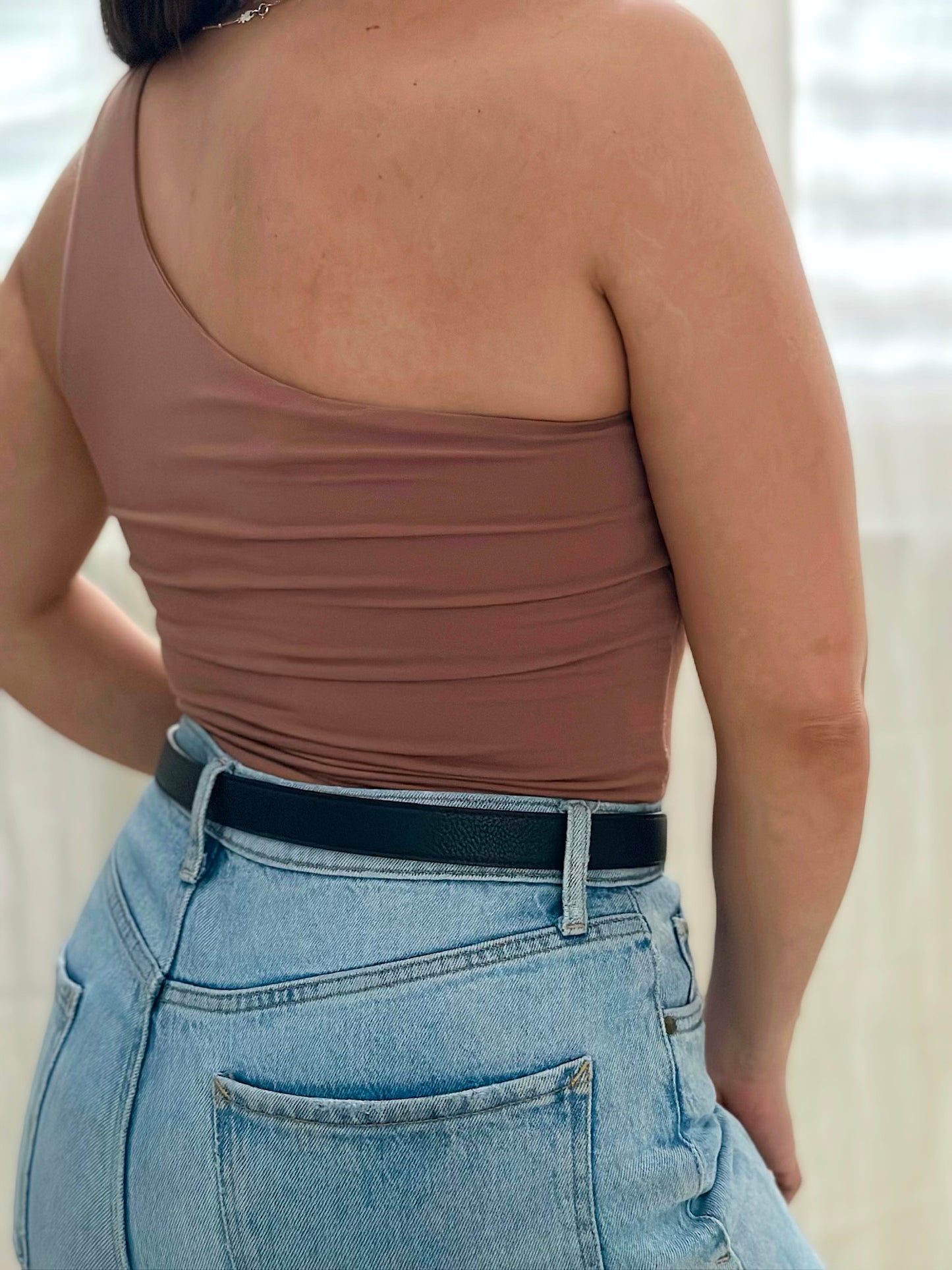 Mocha basic top